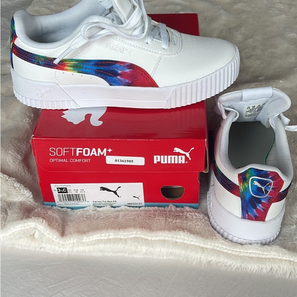 Kids puma sneakers size 3.5 new in box